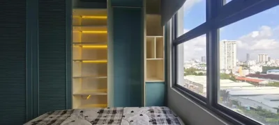 Appartement une chambre avec balcon et vue sur la ville — LeeHomestay District 7 - Quận 7 Hồ Chí Minh